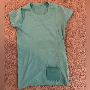 Lululemon Swiftly tech shirt